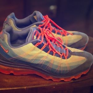 NIKE AIR MAX 95 Dynamic Flywire